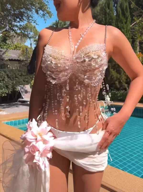 女性用 背心 トップス ベアトップ ビーズ装飾 宝石風 流蘇 胸元チェーン セクシー ストリートスタイル 透明素材 無弾性 切り替えデザイン 春夏 かわいい 普段使い 軽量 接触冷感