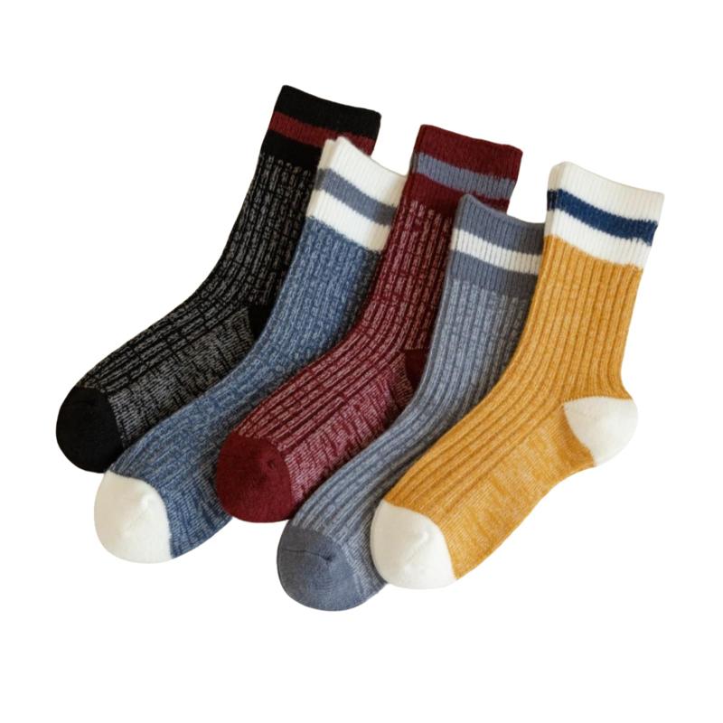 [DAMILY] 靴下 レディース 暖かい 冬用 ふわふわ 保温防寒 あったか靴下 女性用 厚手 クルーソックス カジュアル 室内 外出 5足セット 秋冬くつ下 冷え対策 22-25cm