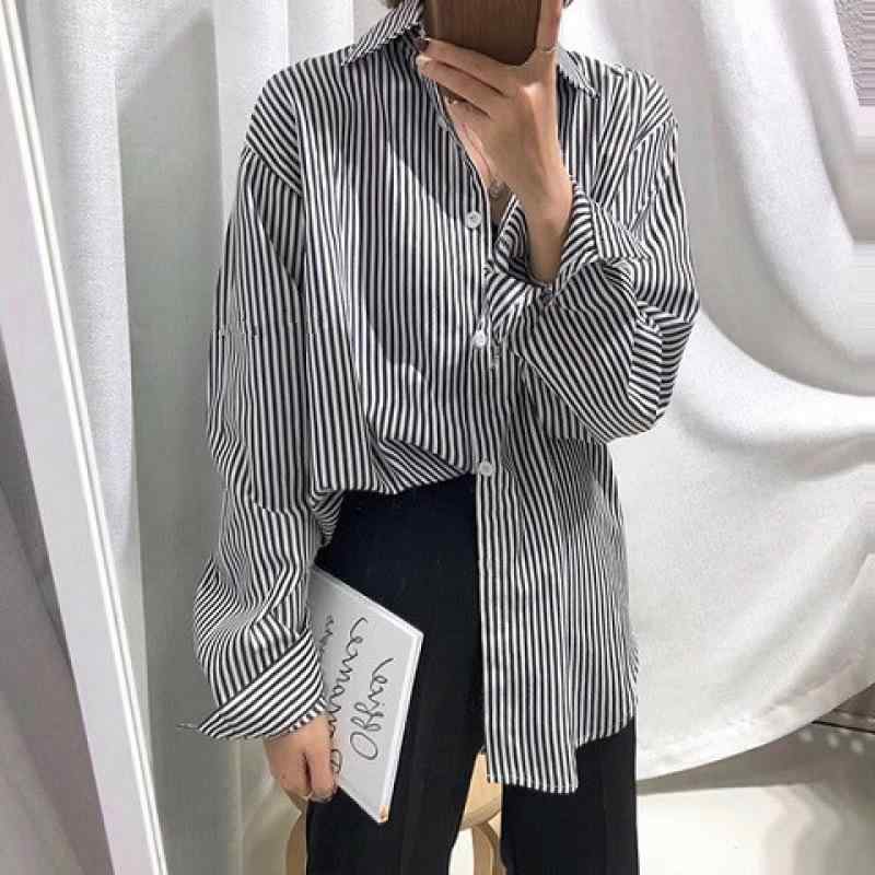 シャツ 女性用 長袖 春 春夏 トップス ブラウス ゆったり 韓国風 ストリート 普段使い 通勤 気質 都市 快適 休日 スタイル 復古 ストライプ 柄 開襟 ボタン シャツカラー ポリエステル 繊維 吸湿速乾 軽量 伸縮性 白 黒 紺 ストライプ 白