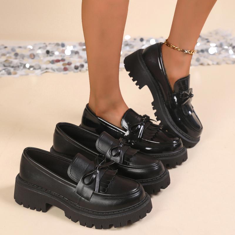 レディース 厚底 ローファー 靴 女性用 黒 英倫スタイル 低幫 粗跟 中丈 防水台 皮革 切り替え 丸頭 純色 PU 素材 超繊内里 粘着底 セットオン 履き 休闲 通勤 普段使い 伸縮性 軽量 秋冬 春夏 対応