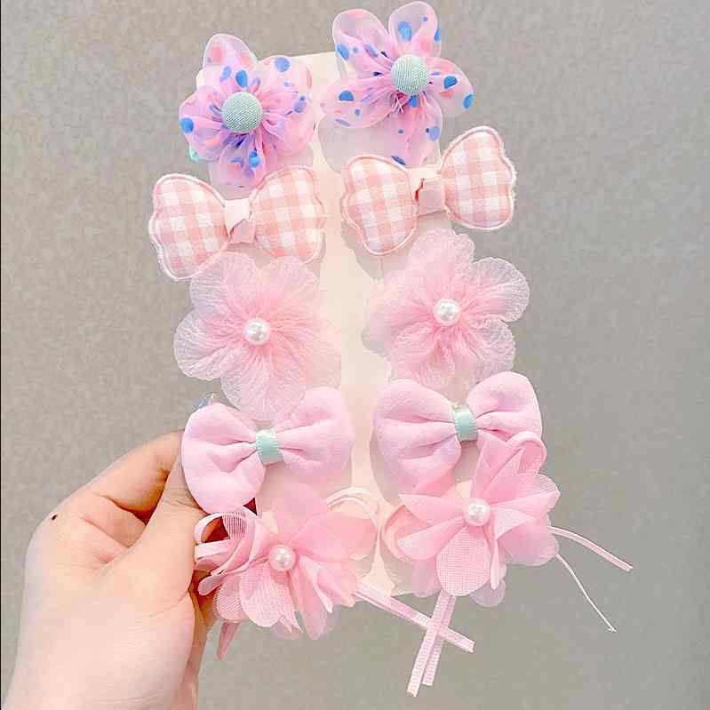 ・種類: 発飾セット・対象年齢: 3-6歳・対象: 子供・スタイル: 自然・素材: 布・カラー展開: ピンク、ライトブルー、イエローフラワー、ブルー・デザイン: バタフライボウ・キャラクター: アンナプリンセス・セット内容: 10点セット・発夾分類: BB夾・流行要素: フラワー