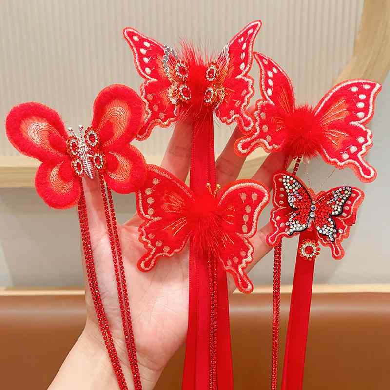 女の子 ヘアアクセサリー 蝶 クリップ かわいい 甘い デザイン 赤 ピンク 冬 ヘア...