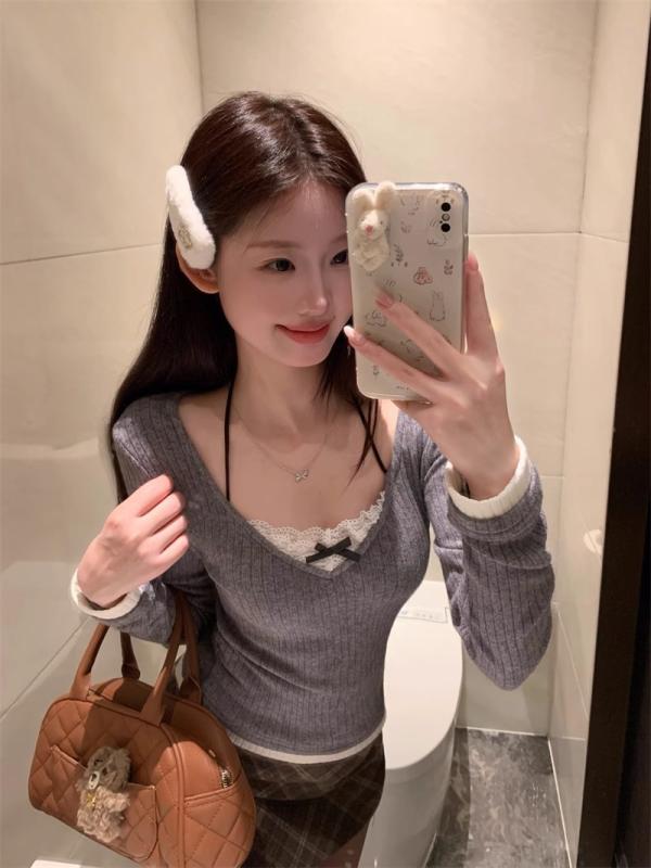 樂天商城 - Tシャツ 女性用 秋冬 長袖 偽ツーピース ハンギングネック 花辺 ニット トップス 接触冷感 ポリエステル 無地 Uネック 不規則シルエット 短丈 インナー レイヤード 通勤 気質 セクシー グレー 吸湿速乾 軽量 伸縮性