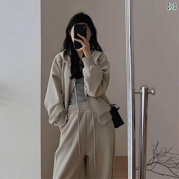 秋冬 レディース フーディ スウェット セット 上下 2点セット 連帽 長袖 トップス ワイドパンツ スポーツウェア ランニング セット 通勤 普段使い 気質 スタイル 伸縮性 複合綿 素材 軽量 快適 吸湿速乾 ポケット 付き 無シワ加工 気質 カード