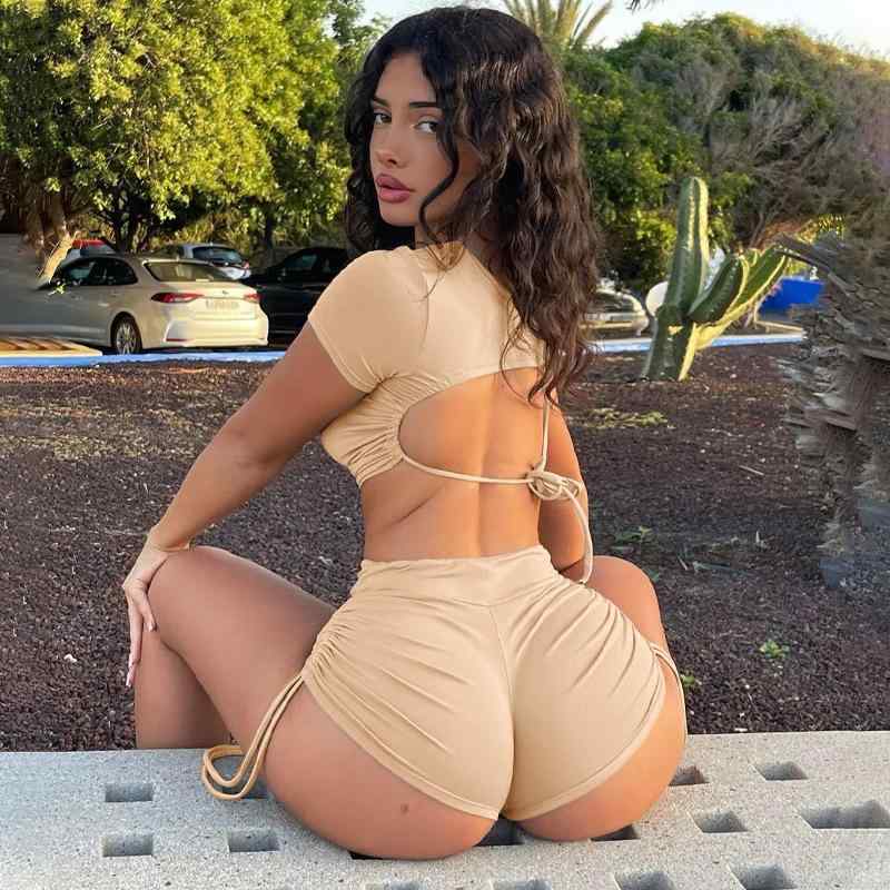 レディース トップス ショーツ セット 欧美風 セクシー ストリートスタイル 丸首 半袖 クロップド デザイン ハイウエスト ショートパンツ 切り替え プリーツ 加工 接触冷感 再生繊維 ポリエステル スパンデックス 混紡 ブラック ベージュ 軽量 伸縮