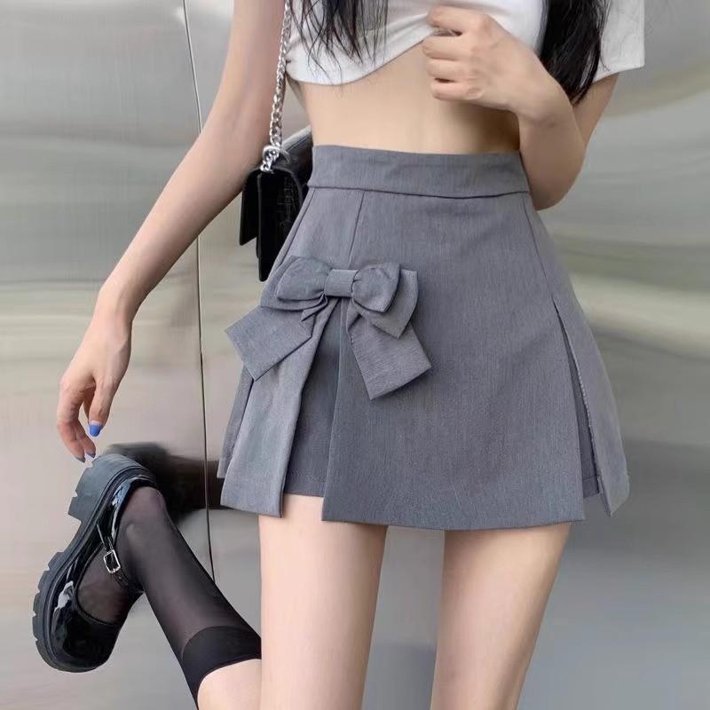 スカートパンツ 女性用 夏 韓国風 快適 マイクロフィグハイウエスト ホットパンツ 薄手 ポリエステル 再生繊維 微弾性 グレー 蝶結び デザイン ハイウエスト スカート風 ショートパンツ 軽量 吸湿速乾 日常使い カジュアルスタイル