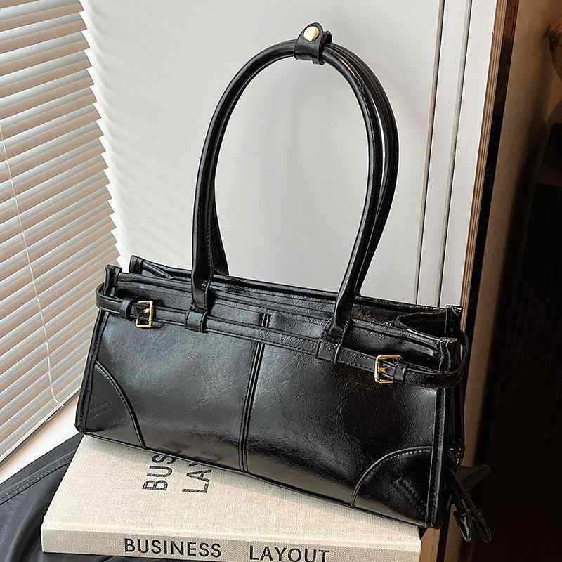 ・スタイル: 都市簡約・主な素材: PU・形状: 横型方形・カバー方式: ジッパー・内部構造: 携帯ポケット・硬さ: ソフト・外ポケット: 掘り袋・肩ストラップ数: 1本・カラー展開: ホワイト、ベージュ、ブラック・サイズ: 大・シーン: 日常使い