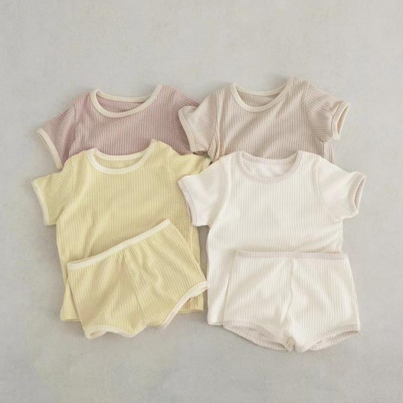 ベビー 男女兼用 夏 短袖 短パン セット 綿 透気性 柔らかい かわいい ピンク イエロー カーキ ベージュ 運動 セットアップ 切り替え ..