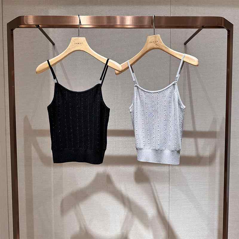 Other - ニット タンクトップ 女性用 夏 短丈 切り替え デザイン ブラック グレー 通勤 普段使い 修身 シルエット 微弾力 接触冷感 再生繊維 肩紐 ダブル 気質 スタイル 軽量 吸湿速乾 Vネック ビッグシルエット 3D 立体 純色 トップス インナー ア