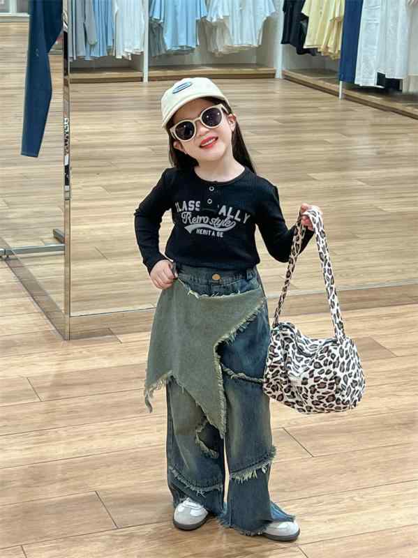 女児服 キッズ 女の子 トップス ブラウス 長袖 クロップド 切り替え 星柄 プリント かわいい コットン 綿素材 伸縮性 吸湿速乾 伸縮 トップス セット ボトムス 長ズボン デニム ジーンズ 牛仔 ストレート シルエット 黒 ブラック 星 プリント