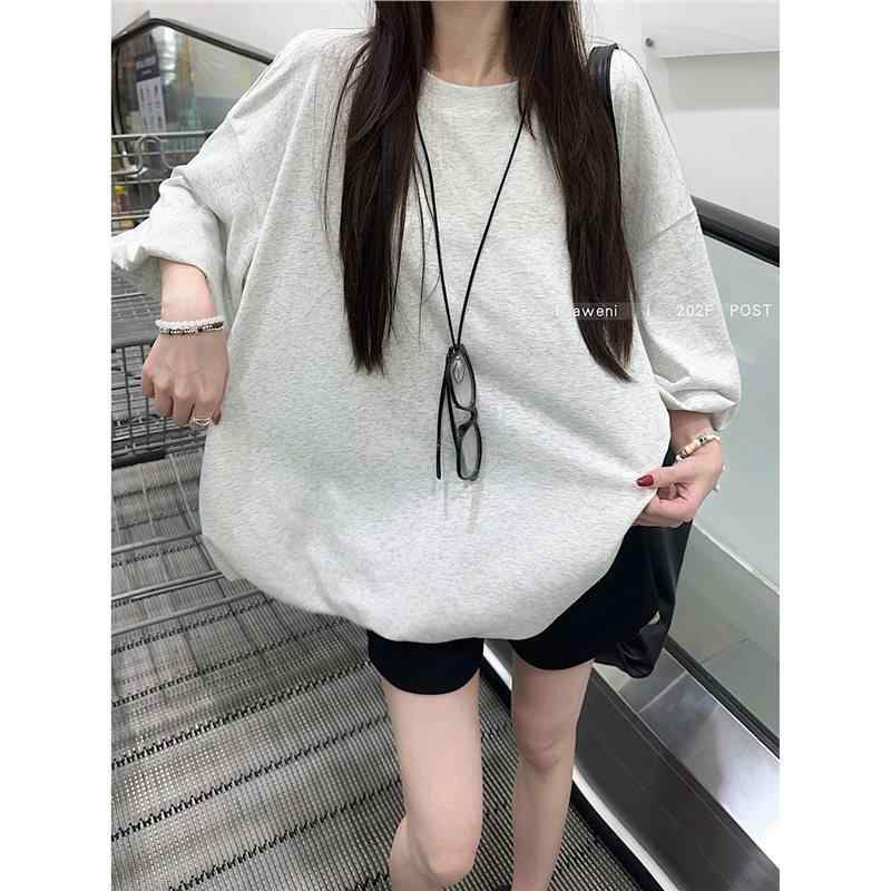 ・カテゴリ: Tシャツ・スタイル: 日韓カジュアル・柄: 無地・ネックライン: クルーネック・袖丈: 七分袖・袖型: スタンダード・カラー展開: グレー・サイズ展開: S、M、L、XL・フィット: ルーズ・着丈: 普通(50cm超～65cm以内)・加工: ノーアイロン