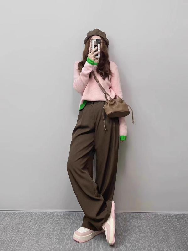 ・スタイル: 通勤風・カテゴリ: 休闲套装・セットスタイル: 裤套装・柄: 純色・パンツ丈: 長丈・袖丈: 長袖・袖型: 常规袖・主な素材: ポリエステル・主素材含有量: 30%以上50%未満・カラー展開: 毛衣, 裤子, 两件套・サイズ展開: S, M, L, XL