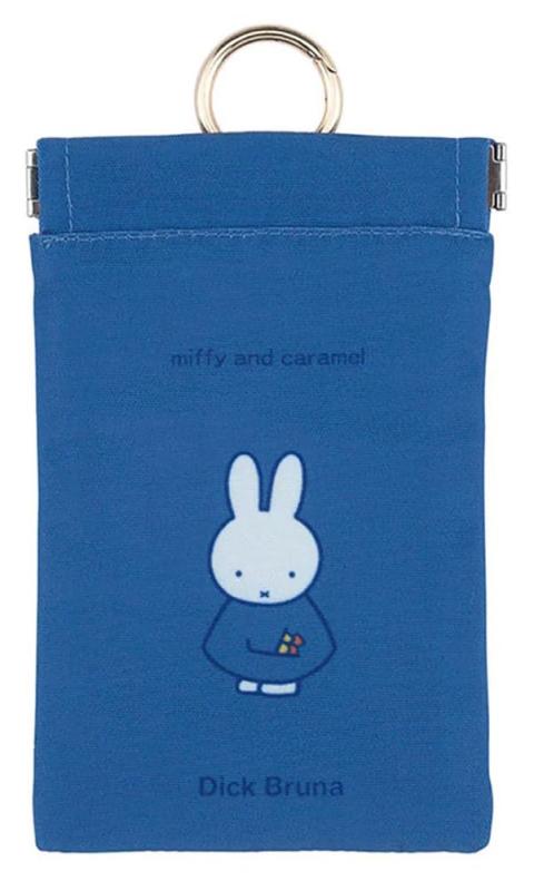 HEMING'S ヘミングス ゴミ箱ポーチ 携帯ゴミ箱 POY ポーイ Dick Bruna miffy&CARAMEL カラビナ&側面ポケット付 キャメル 約10.5×16cm 4495503