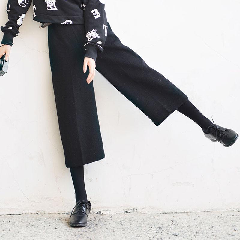 秋冬 レディース ワイドパンツ 高腰 クロップド 黒 厚手 ウール調 ポリエステル 気質 通勤 ゆったり スリム効果 直筒 無伸縮 ノーアイロン 快適 カジュアル 普段使い 軽量 ミッドウェイト ソフトタッチ デイリーウェア ビジネスカジュアル ビッグサ
