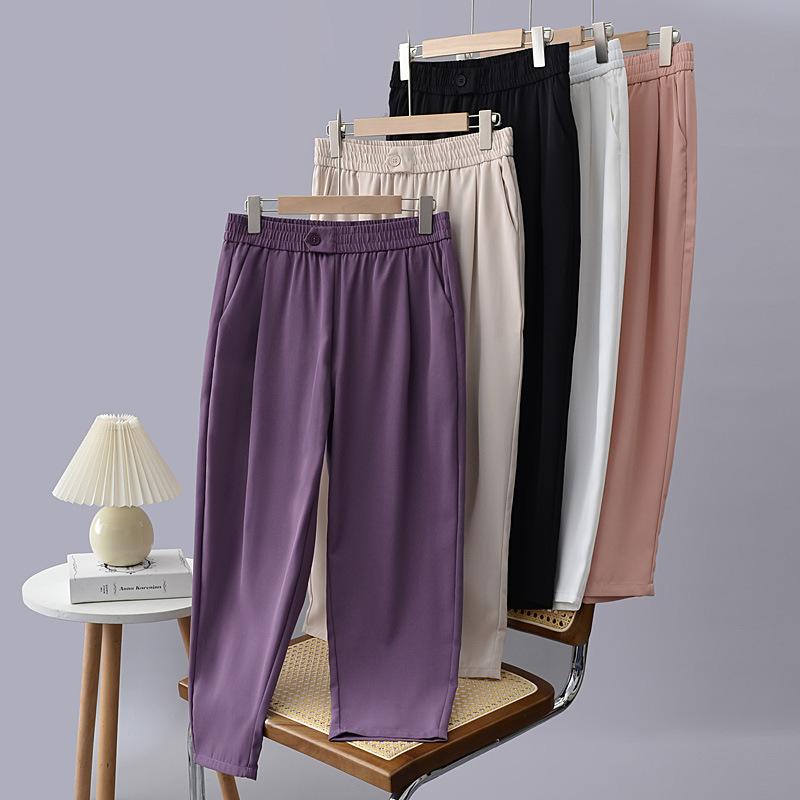 ・主な素材: ポリエステル90-95%・カラー展開: 紫、白色、黒、杏、藕粉・サイズ展開: L、XL、2XL、3XL、4XL・スタイル: 日韓カジュアル、個性街頭・パンツタイプ: コーンパンツ・パンツ丈: 9分丈・対象年齢: 成人・対象性別: 女性