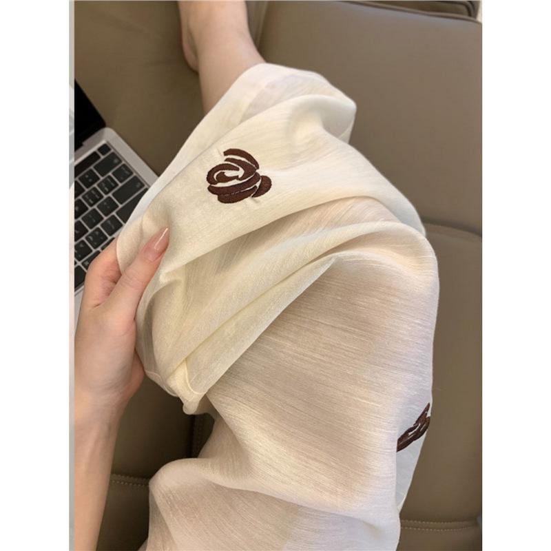 ・主な素材: 雪尼尔・主素材成分: 氨纶30%以下・パンツ形状: 直筒型・パンツ丈: ロング・ウエスト: 高腰・カラー展開: 杏色玫瑰裤・サイズ展開: S,M,L,XL・スタイル: 私服、御姐風・カテゴリ: 休闲裤