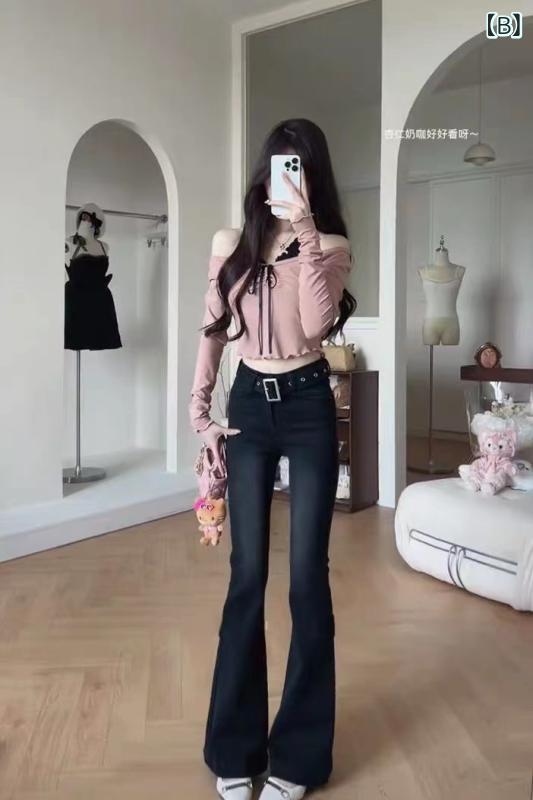 レディース 牛仔パンツ ミドルウエスト ミラーブラ 直筒 伸縮性 ダークブルー ビンテージ 洗い加工 快適 レディース デニムパンツ ミドルライズ フレア スリムフィット 弾力性 ネイビー クラシック 加工 日常使い 綿素材 秋冬