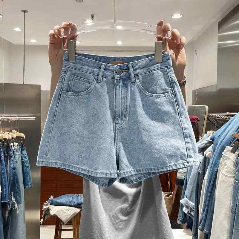 ・カテゴリ: 牛仔裤・スタイル: 都市风,気質通勤・主な素材: 牛仔布/綿・主な素材含有量: 95%以上・形状: 直筒裤・丈: 三分裤・腰型: 高腰・流行要素: 纽扣,純色,水洗・カラー展開: 浅藍色,深藍色,黒色・サイズ展開: S,M,L,XL,2XL・伸縮性: 微弹