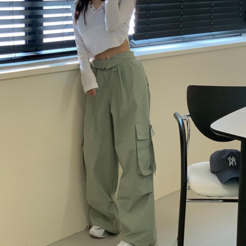 ・スタイル: 日韓カジュアル、韓系・パンツ形状: ワイドレッグ・パンツ丈: ロング・カラー展開: ブルー、ベージュ、グレーグリーン・サイズ展開: 均一サイズ・対象: 女性・カテゴリ: カジュアルパンツ