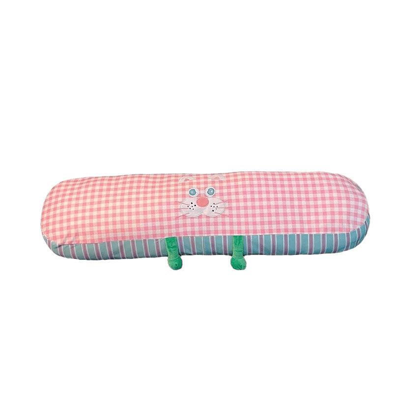 Bedding - 長条抱枕 かわいい 抱き枕 ベッドサイド 挟み込み 横向き寝 クッション 女性用 学生寮 就寝用 クリエイティブ 枕 大型クッション ベッドルーム 長方形 柔らかい PP綿 詰め物 刺繍加工 ストリップ柄 ブルーイエロー 赤緑 紫イエロー 70cm 90