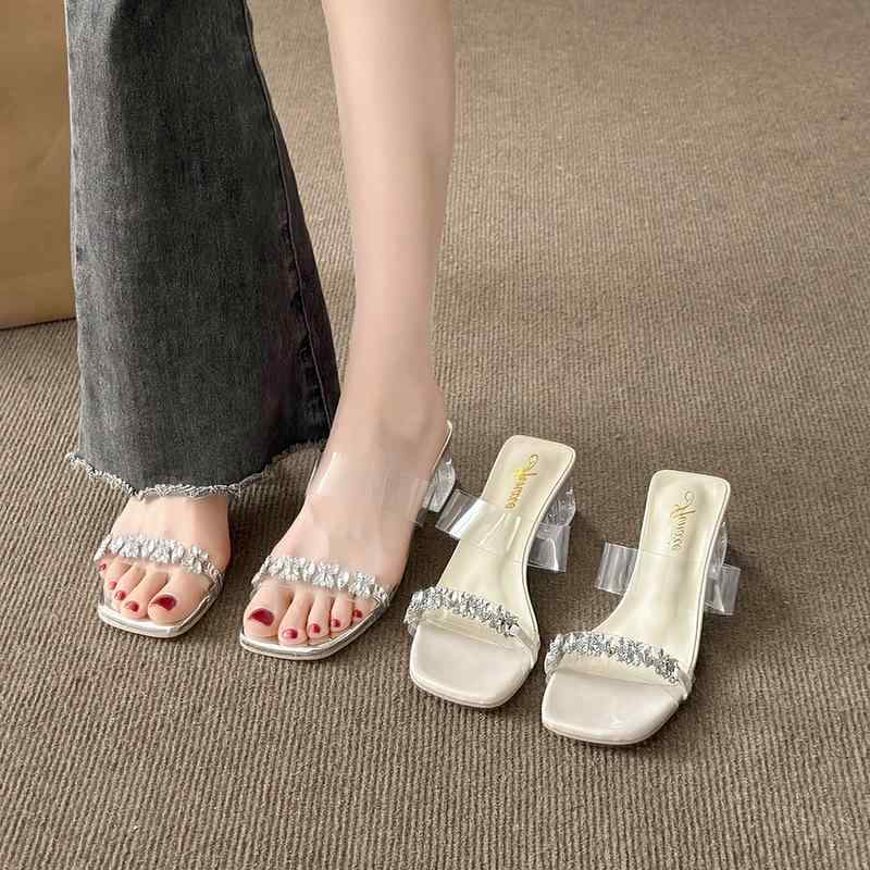 女性用 透明 ワイドストラップ ミドルヒール ヒールサンダル 米色 銀色 5cmヒール 方先端 デザイン PU素材 ラバーソール 夏用 ファッション 軽量 伸縮性 接触冷感 屋外用 韓流スタイル ローマンサンダル ビーチサンダル 透明ヒール ラッキーアイ