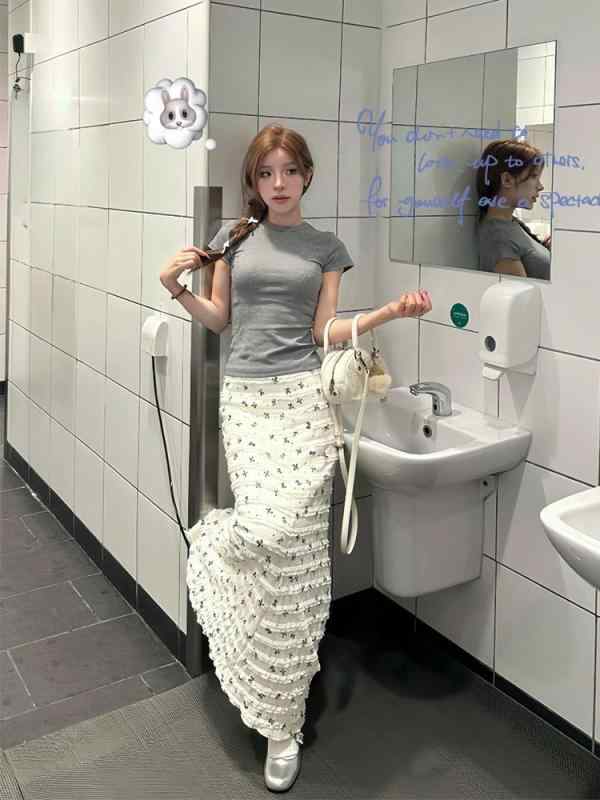 スカート 女性用 夏 甘い かわいい 白色 蝶ネクタイ 半身 中長丈 高腰 Aライン 包みヒップ 魚尾 再生繊維 ポリエステル 微弾性 切り替え ジッパー 軽量 通気性 スリムシルエット 清楚 ソフト 普段使い デート 軽やか フレア ウエストマーク フ