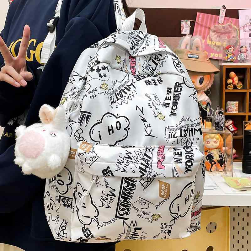 リュックサック 男女兼用 大学生向け シンプル プリント柄 原宿風 韓国スタイル 高校生 トレンド 旅行 バックパック ナイロン 防水 36-55L 大容量 15インチ ノートPC対応 都市 シンプルスタイル 米白色 撞色 切り替え マカロンカラー 気圧