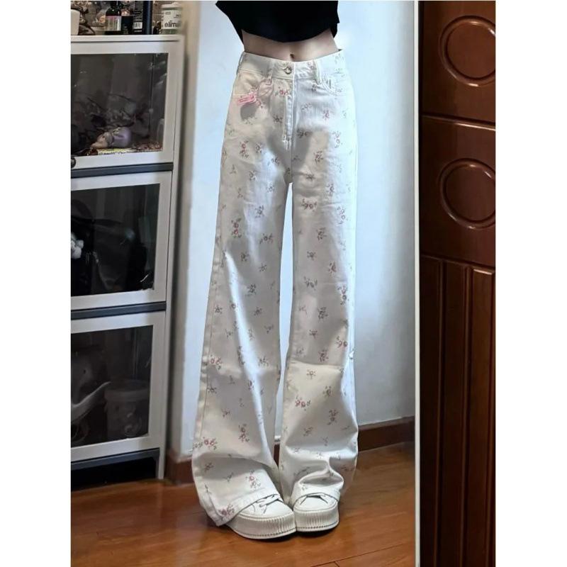 ・カテゴリ: 牛仔裤・スタイル: 都市風・主な素材: 牛仔棉・パンツ丈: 長丈・ウエスト: 高腰・厚み: 通常・柄: パターン・カラー展開: 白色・サイズ展開: S,M,L,XL・パンツタイプ: 直筒