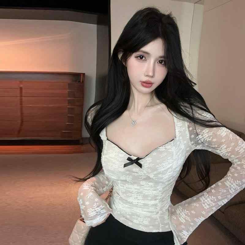 トップス 女性用 方領 長袖 レース 切り替え インナー 修身 純色 杏色 春季 ポリエステル セクシー 私服 セットアップ 軽量 通勤 普段使い