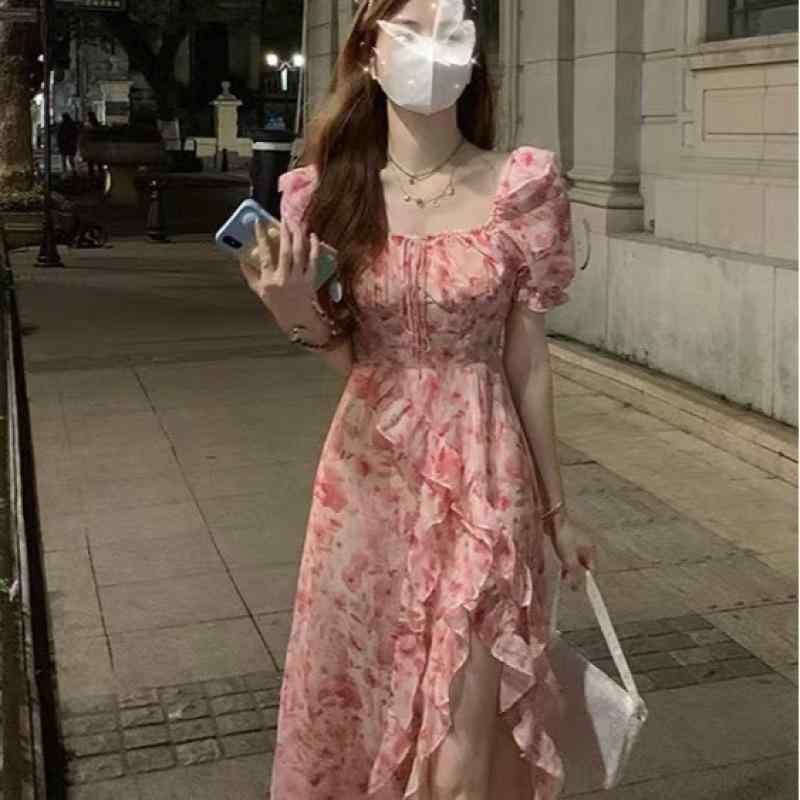 樂天商城 - ワンピース 女性用 春夏 海辺 度假 フレンチ レトロ デザイン スリム 効果 泡泡袖 大きめ フレア フラワー プリント 短袖 方領 高腰 中長丈 仙女 スカート セットアップ 単品 セット 数字 プリント ポリエステル 植物 花柄 撞色 気質 通勤