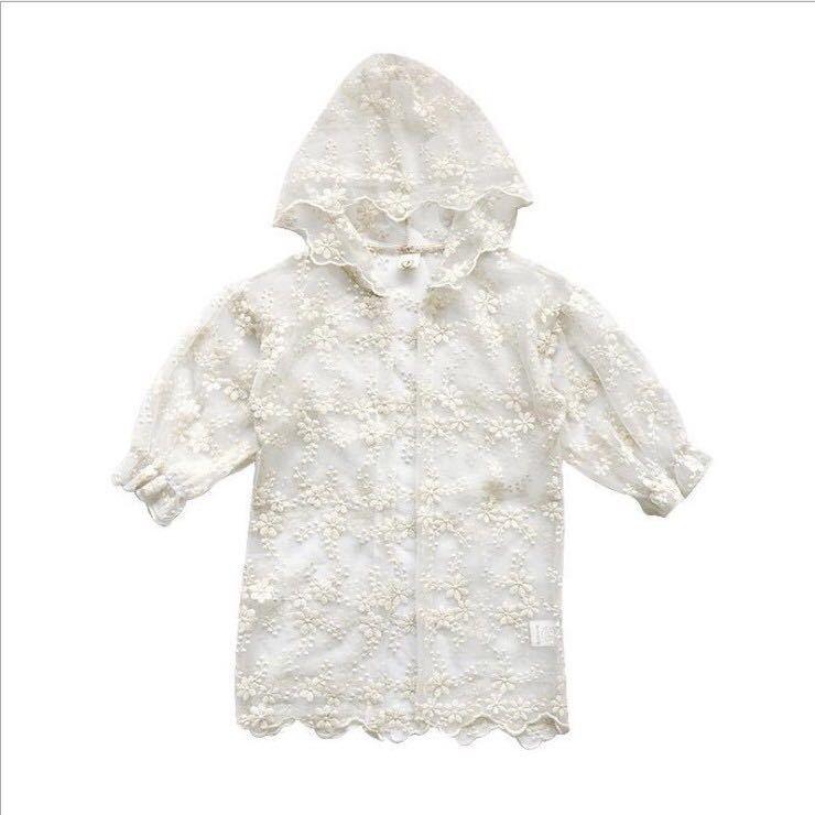 ・適用性別: 女・スタイル: 百搭・主な素材: 綿80%・ネックライン: 円領・袖丈: 長袖・カラー展開: 米色蕾絲、白色、粉色・サイズ展開: 100、110、120、130、140・対象身長: 100-140cm・対象年齢: 3-8歳・機能: 防紫外線・フード: なし・デザイン: 無腰帶・生地: 蕾絲・カテゴリ: 子供アウター/ジャケット/コート