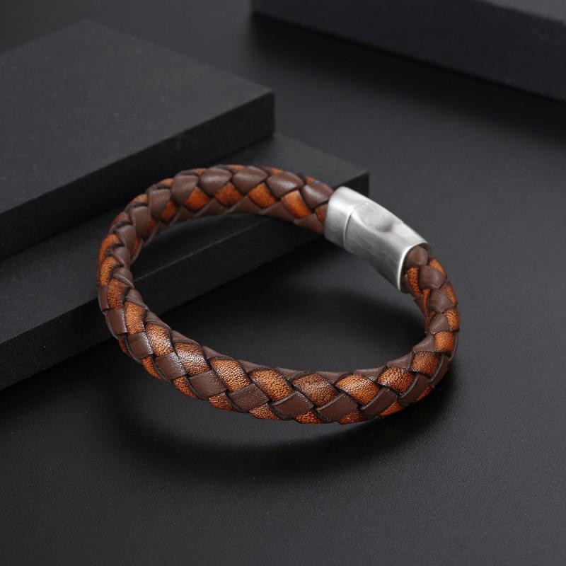 Other , Materials - メンズ 手首アクセサリー ブラウン 革ロープ 編み込み ブレスレット 手環 磁気留め具 チタンスチール 個性スタイル 幾何学デザイン ポリッシュ加工 軽量 秋冬 通勤 普段使い カジュアル