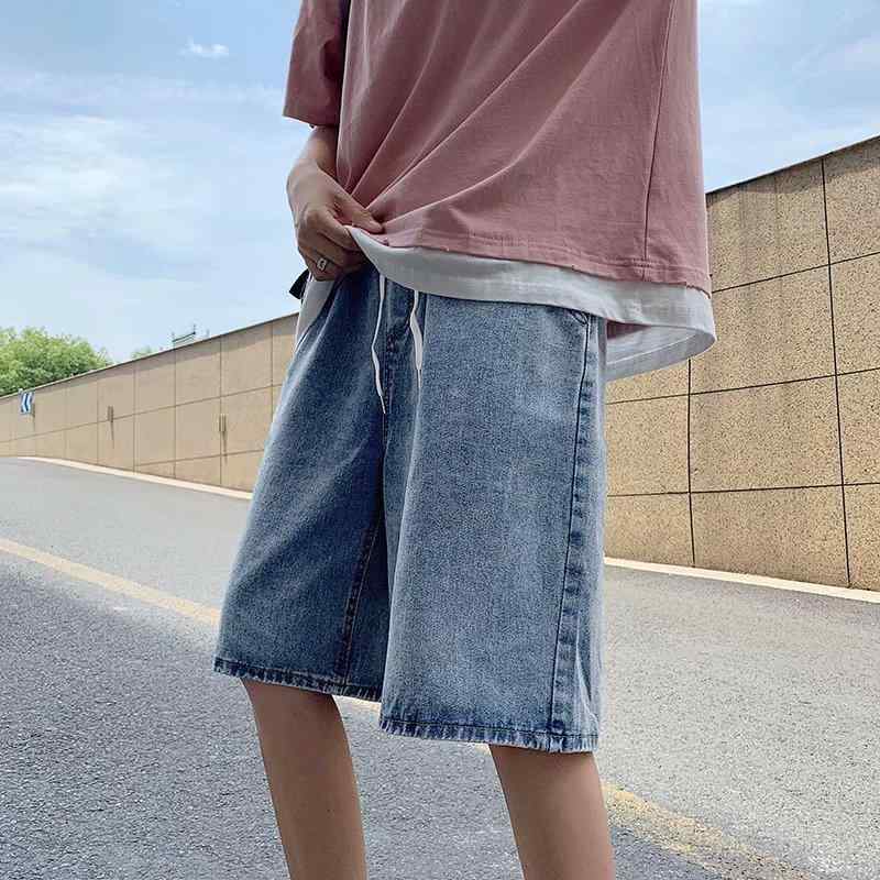 Rakuten - メンズ デニム ショーツ 5分丈 中長 ワイド ストレート コットン 素材 綿混 微弾性 水洗加工 切り替え デザイン ミッドライズ ドローストリング クロージャー 黒灰色 ライトブルー ミッドブルー 春秋 シーズン レトロ スタイル カジュアル 普段使