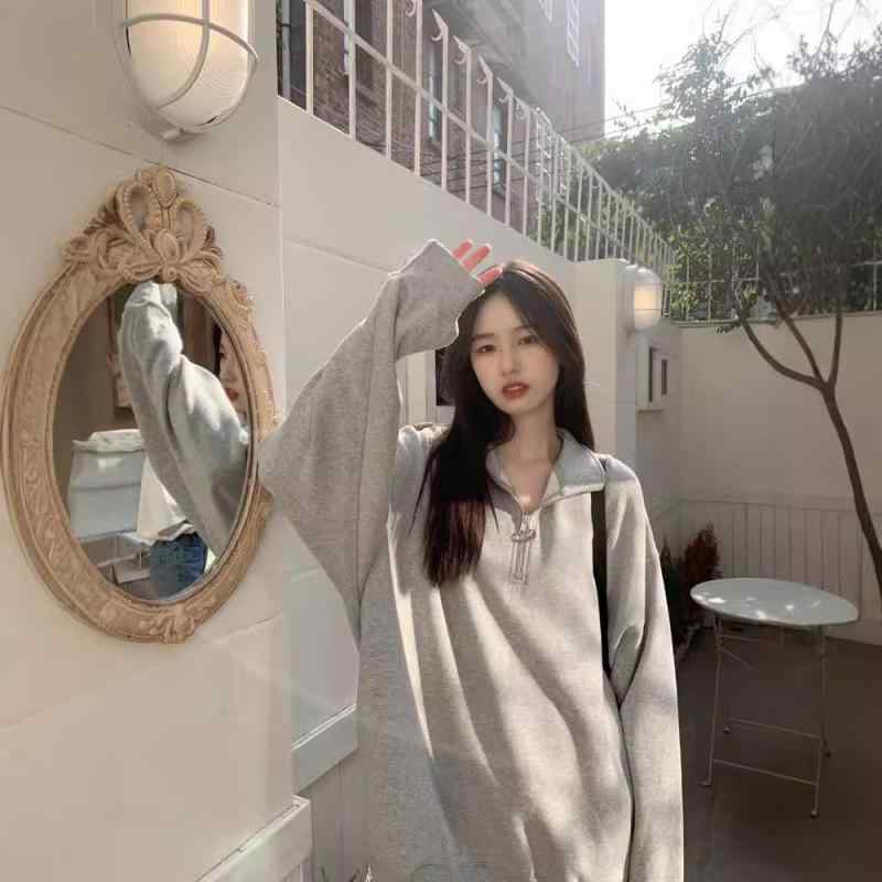 レディース スウェット トップス 秋冬 長袖 プルオーバー 半開き襟 ジッパー ゆったりシルエット ミドル丈 灰色 コットン混 ポリエステル 厚手 快適 伸縮性 韓流 カジュアル 街着 レイヤード ゆったり ルーズフィット 日常使い 軽量 吸湿速乾