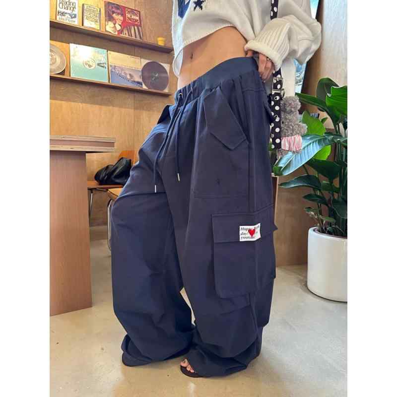 Rakuten - レディース ワイドパンツ 工装パンツ コットン混 ポリエステル 混合素材 高腰 ストレート ロング丈 ゆったり シルエット マルチポケット ドローストリング ウエスト 切り替え デザイン ブルー コットン70% ポリエステル30% 基本スタイル 日韓風