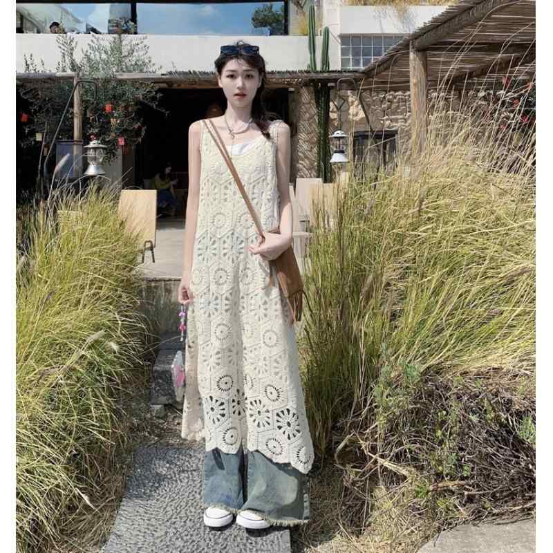 ワンピース レディース 夏 フレンチスタイル クロシェ刺繍 レース ニット 吊り紐 ロング 無袖 背心型 ルーズフィット レイヤード 罩ス..