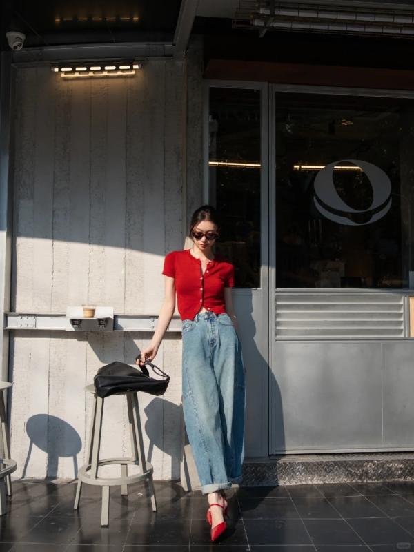 Other - レディース Tシャツ トップス 赤 春夏 慵懒風 ゆったり ルーズフィット 韓国風 シンプル カジュアル 気質 優雅 日韓スタイル 見せ痩せ 効果 休日 リラックス 普段使い 女性用 上衣 セットアップ 長ズボン 組み合わせ 長丈パンツ 気軽 洗練 赤い