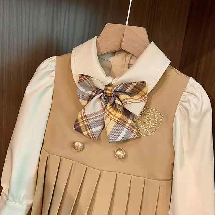 女の子 ワンピース JK風 学院風 初秋 長袖 プリンセススカート 綿97% 柔らかい素材 英伦スタイル 純色 カーキ 3-8歳 90-140cm 秋用 女児服 洋風 スタイリッシュ 普段使い 通学 通年対応 かわいいデザイン 軽量 伸縮性 ベビー キッ