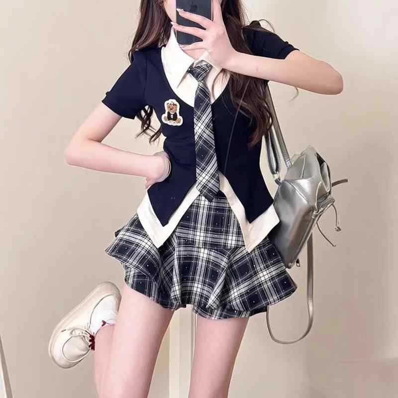 Dresses - 女の子 シャツ スカート セット 韓国風 半袖 薄手 ポリエステル コットン 混紡 切り替え デザイン スタイリッシュ 夏服 短丈 スカート コーディネート キッズ 服 ガールズ ファッション 軽量 通気性 涼しい 日常使い 遊び着 学校用 女児 トップ