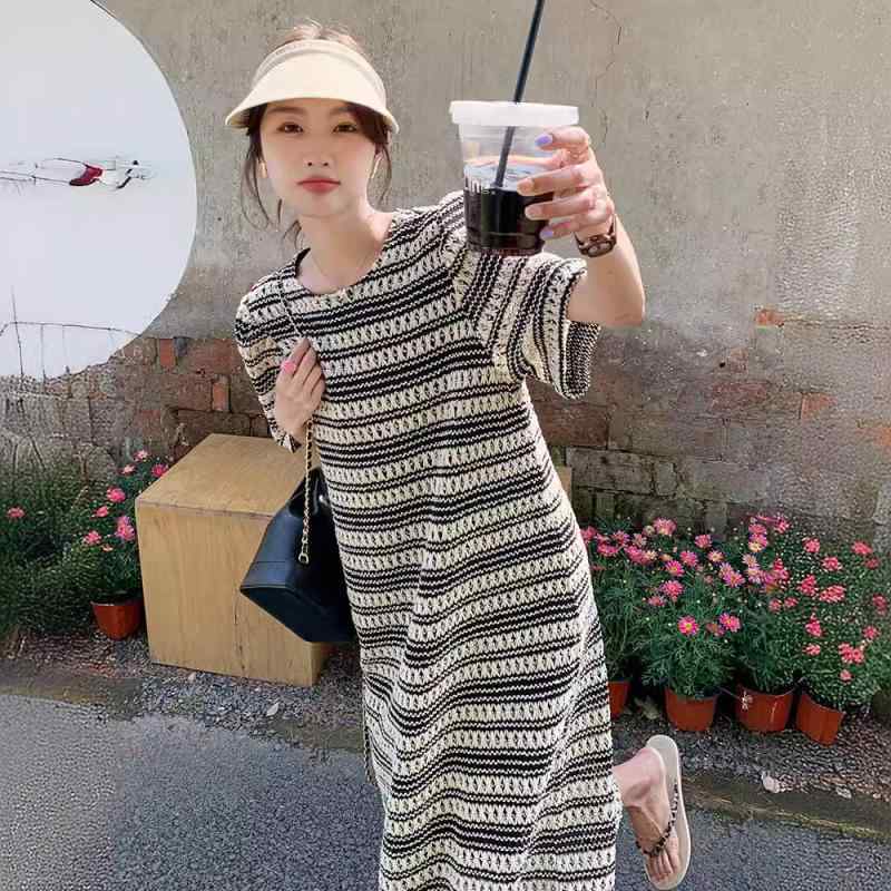 Rakuten - ワンピース 女性用 フレンチ ストライプ 韓国風 スリム ゆったり ストレート ロング 中長 Aライン 丸首 短袖 ルーズ シンプル 通勤 気質 2024 夏