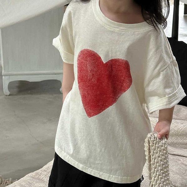 ・カテゴリ: 童Tシャツ・スタイル: 韓版・主な素材: 綿100%・袖丈: 短袖・ネックライン: 丸首・柄: ハート・要素: スポーツ、可愛い、配色、プリンセス、ストリート・カラー展開: ホワイト、ブラック・サイズ展開: 80cm、90cm、100cm、110cm、120cm、130cm、140cm