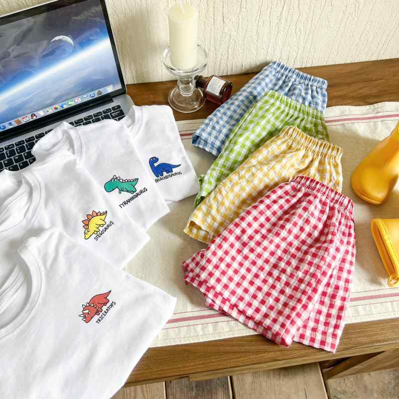 Marine Sports - キッズ セットアップ 男の子 女の子 夏服 薄手 綿素材 短袖 Tシャツ 短パン 2点セット 紫外線カット 防UV カードプリント 動物柄 かわいい 柄 スタイリッシュ 日常使い 遊び着 通気性 軽量 快適 90-140cm 対応