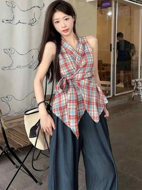 レディース シャツ トップス 無袖 ハンギングネック フレンチ ヴィンテージ風 格子柄 赤 春 修身 立領 ウエストマーク 紐 リボン デザイン 私服 女性用 上衣 綿混 伸縮性 軽量 通勤 デイリー 御姐風 かわいい シンプル