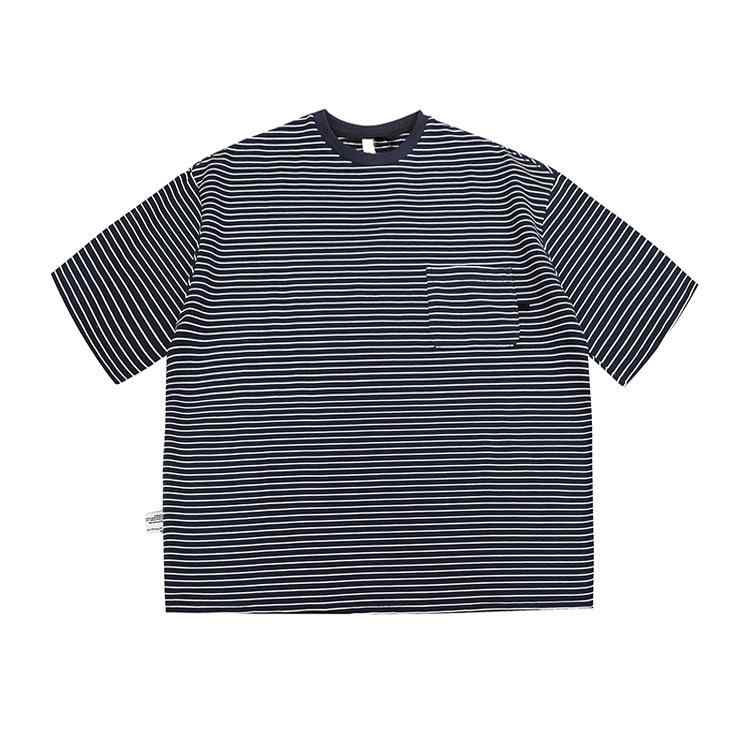 Rakuten - メンズ Tシャツ 短袖 丸首 条紋 綿 素材 透気 ゆったり シルエット 青少年 向け 日系 スタイル 工装 インスピレーション 免烫 加工 白色 紺 色 夏 アイテム トップス ルーズフィット カジュアル 普段使い 吸湿 速乾 機能 軽量 快適 着こな