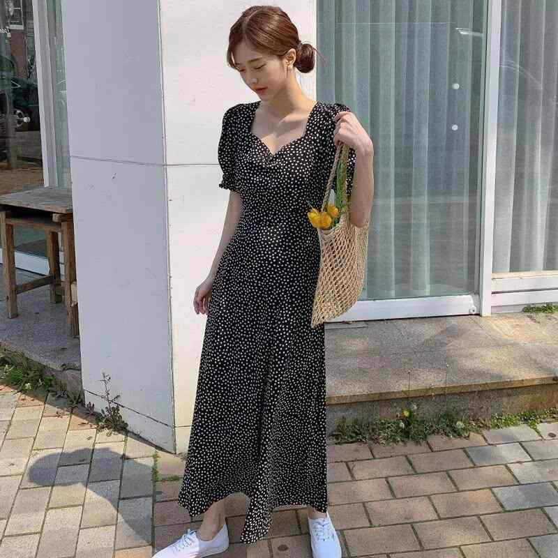 Rakuten - ワンピース レディース 黒 花柄 ロング 夏 開き デザイン 方領 泡泡袖 短袖 中腰 ポケット ポリエステル 傘型 日韓 カジュアル 冷淡 スタイル 単品 涼しい 軽量 フレア シフォン風 ティータイム フレンチ トレンド 女性 気質 ロマンチック ゆ