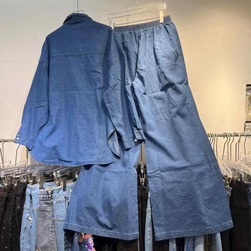 ・カテゴリ: セットアップ・スタイル: 通勤・主な素材: デニム・袖丈: 長袖・柄: なし・カラー展開: ブルー・サイズ展開: M、L、XL、2XL、3XL、4XL・パンツ丈: ロング