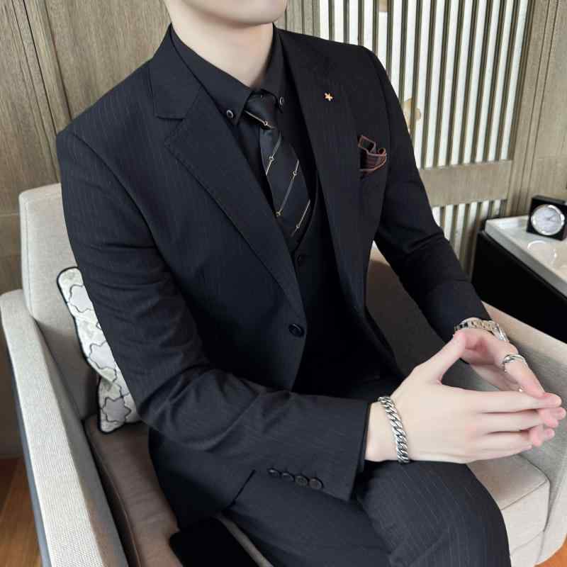 Rakuten - ビジネススーツ メンズ 春秋 修身型 シングルブレスト 2つボタン ストライプ柄 男性用 紳士服 上下セットアップ 3点セット 男性 フォーマル カジュアル 普段使い 通勤 オフィス スタイド スタイリッシュ おしゃれ きれいめ おしゃれ ファッション