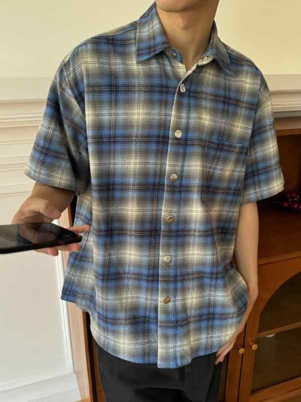 Rakuten - "シャツ メンズ 長袖 夏 高級感 格子柄 青色 カジュアル きれいめ おしゃれ 紳士服 ファッション トップス 男性服 普段使い ビジネス 通勤 通学 オフィス カジュアルウェア 薄手 通気性 快適 涼しい 清涼感 爽やか 紳士用 男性用 紳士服 上着