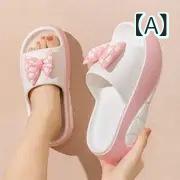 蝶結びの 坂と 厚い 底の 増 一 字の 女性の 夏の 外は ファッションの 高い 部屋...