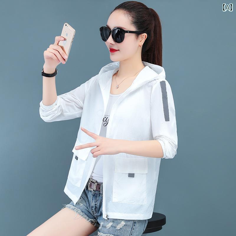 薄い 通気 性と 帽子の 工 装 風の 大きい ポケットの 日焼け 止めの 服の 女性の 夏の 韓国 版は ゆったり して いて やせて いる 長袖の 日よけの コートを 現します。